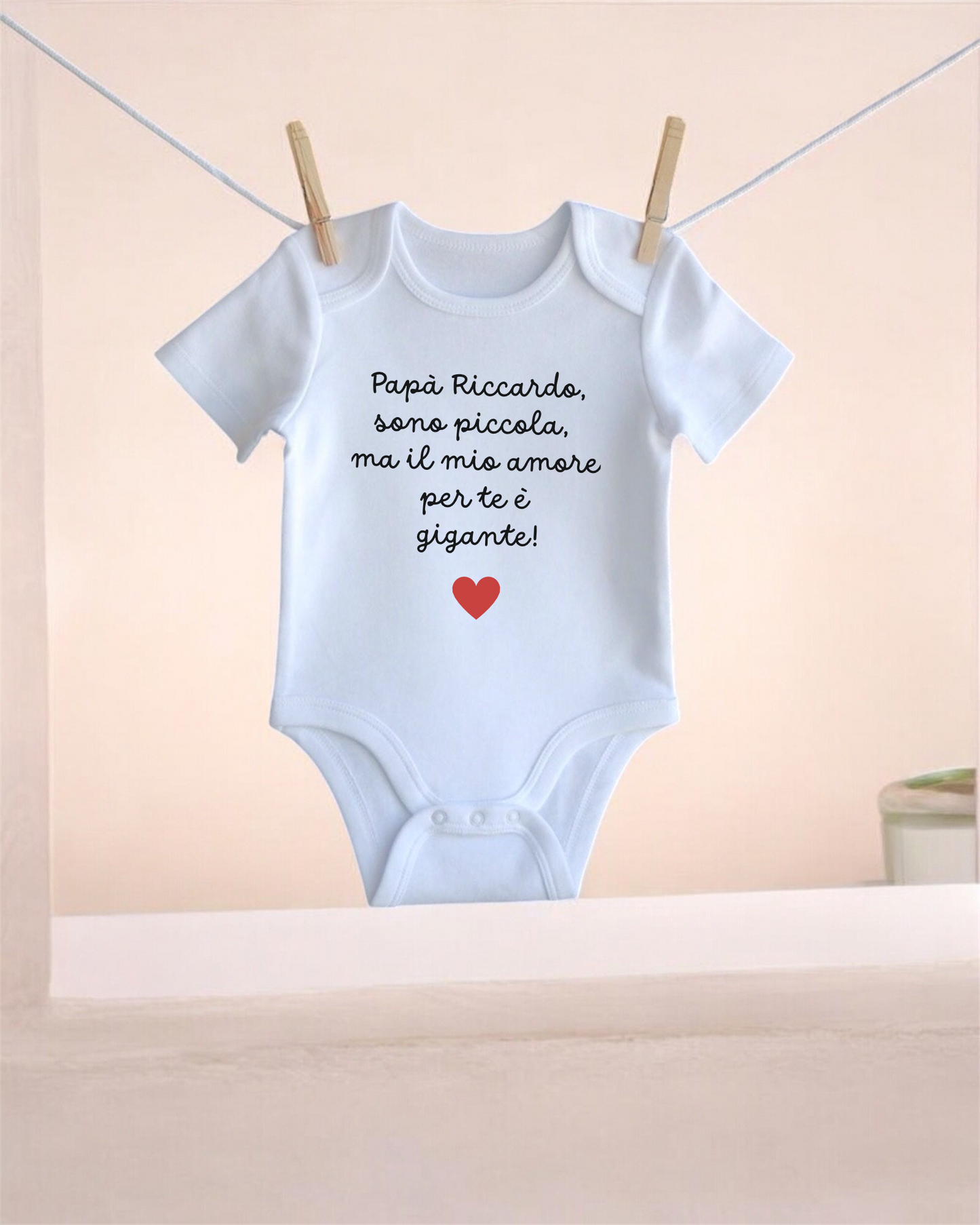 Papà, Questo è per Te! – Body Neonato Personalizzato con Dedica e Nome del Papà