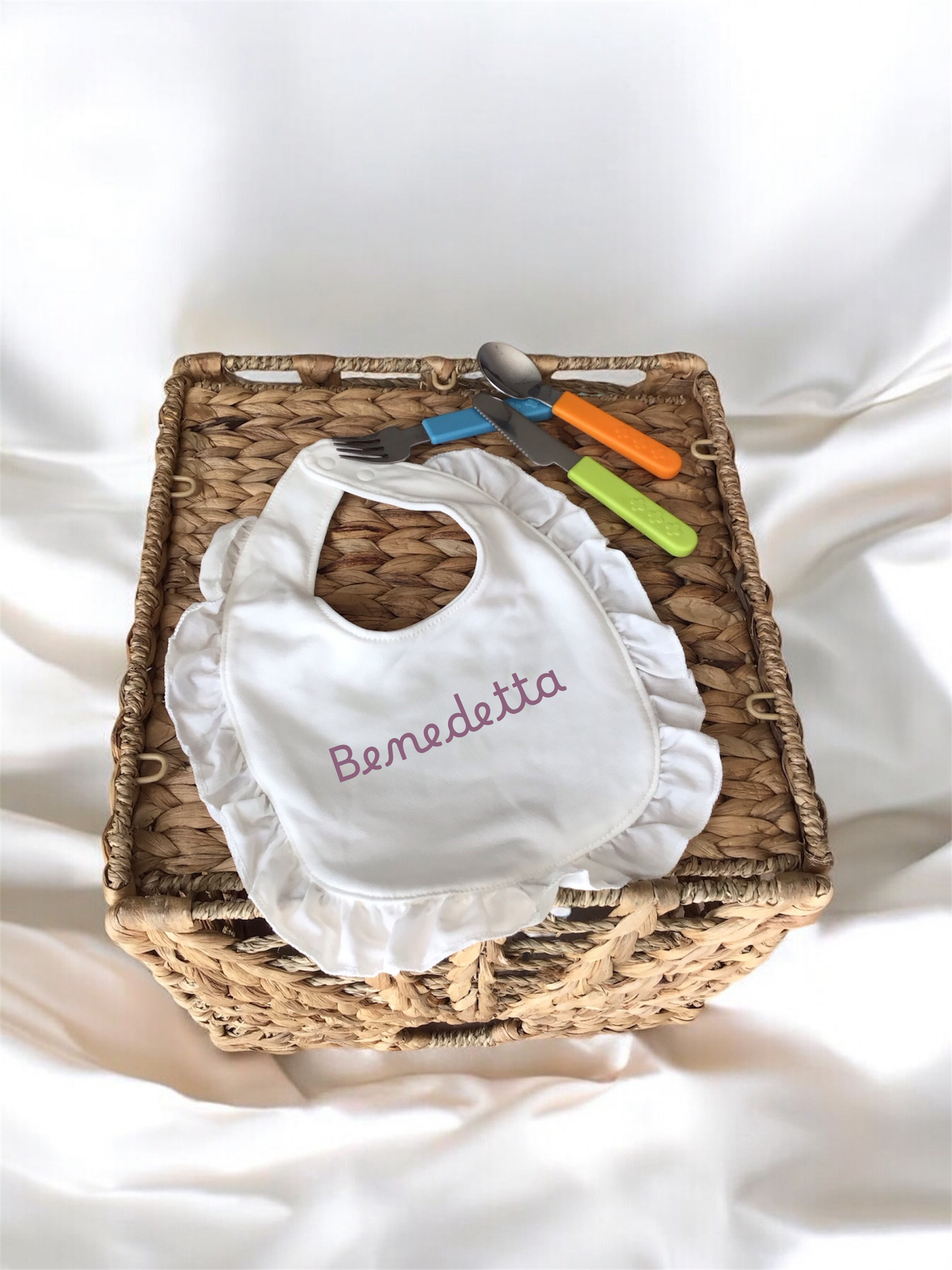 Bavaglino in Cotone con Volant - Personalizzato con Nome