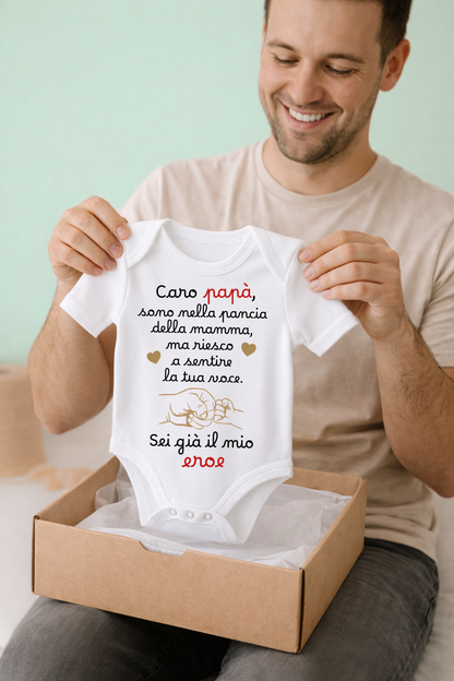 Body Neonato “Caro Papà, sei già il mio eroe” – Messaggio dal Pancione