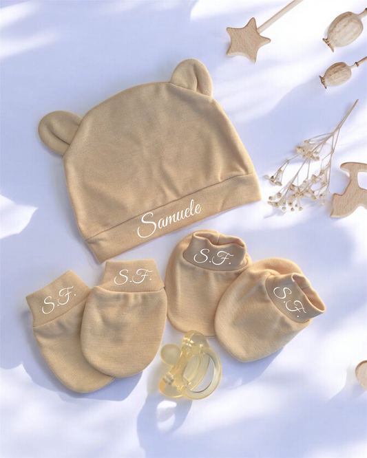 Set Regalo Nascita Personalizzato - Cappellino Guanti e Calzini